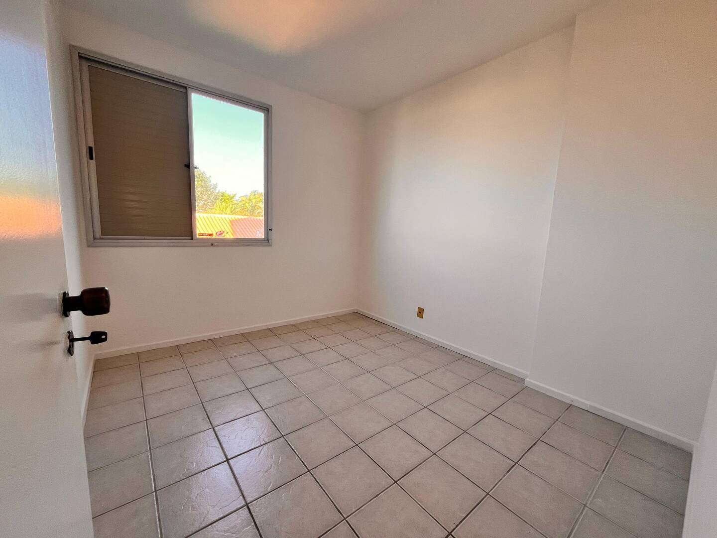 Apartamento à venda com 3 quartos, 90m² - Foto 18