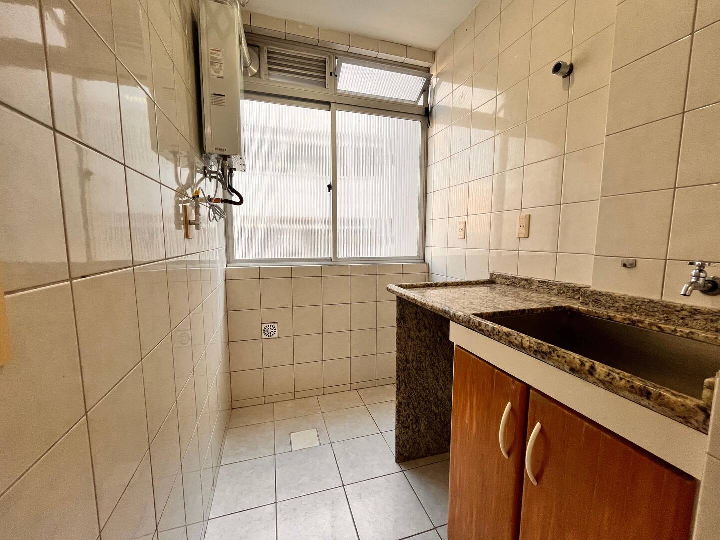 Apartamento à venda com 3 quartos, 90m² - Foto 14