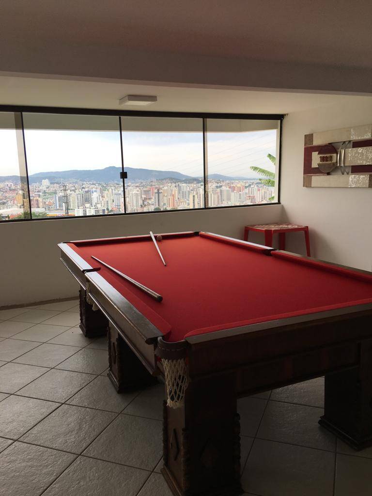 Casa à venda com 4 quartos, 245m² - Foto 19