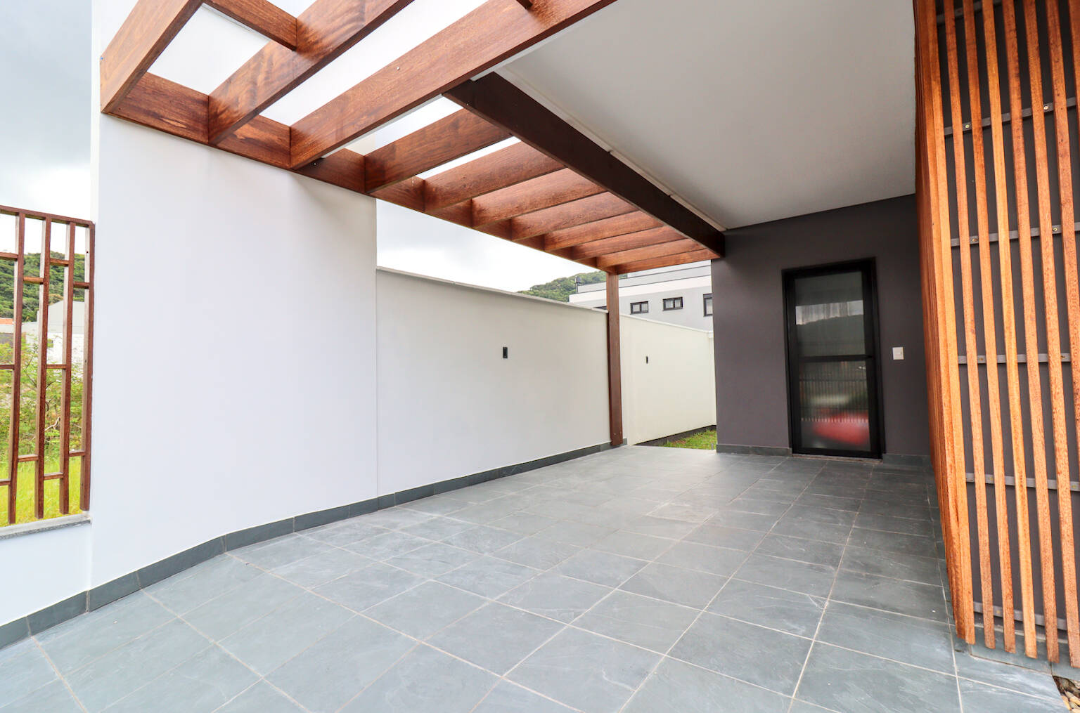 Casa à venda com 3 quartos, 197m² - Foto 4