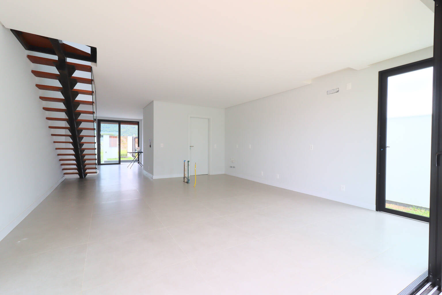 Casa à venda com 3 quartos, 197m² - Foto 10