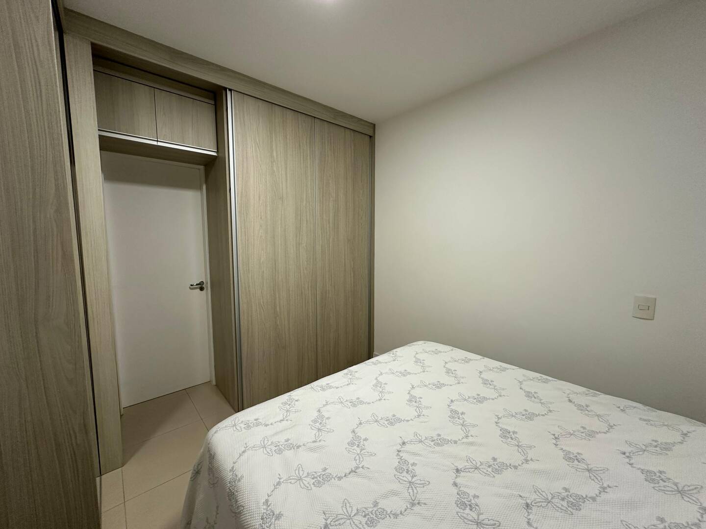 Apartamento à venda com 3 quartos, 137m² - Foto 21