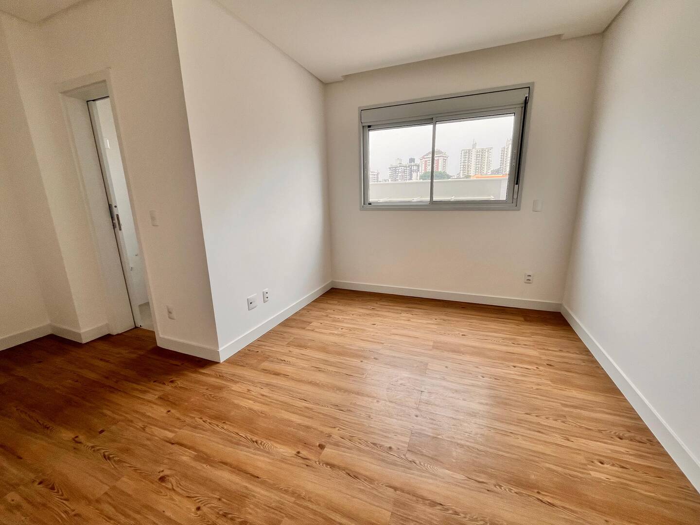 Apartamento à venda com 3 quartos, 126m² - Foto 9