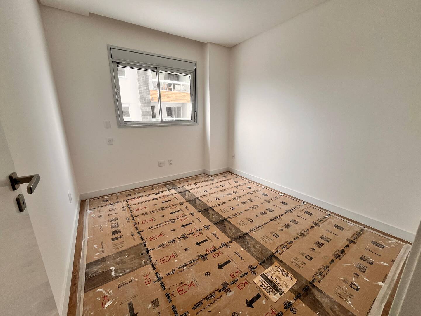 Apartamento à venda com 3 quartos, 98m² - Foto 13