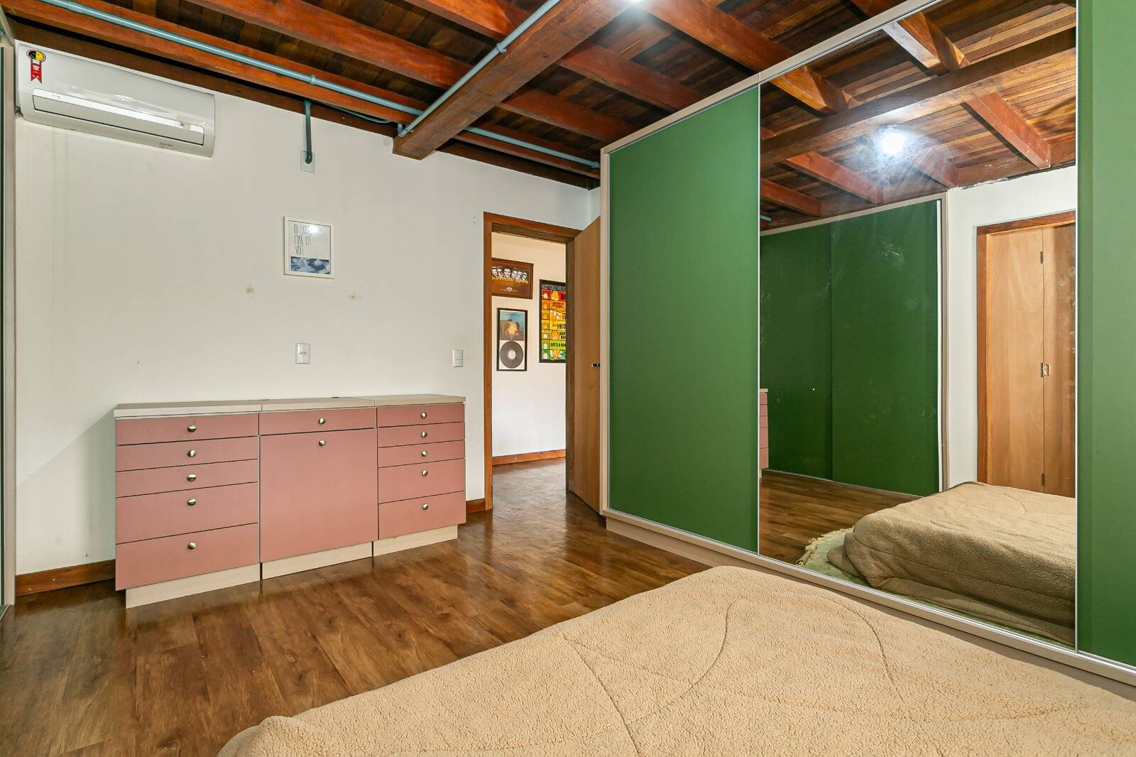 Casa à venda com 2 quartos, 170m² - Foto 5