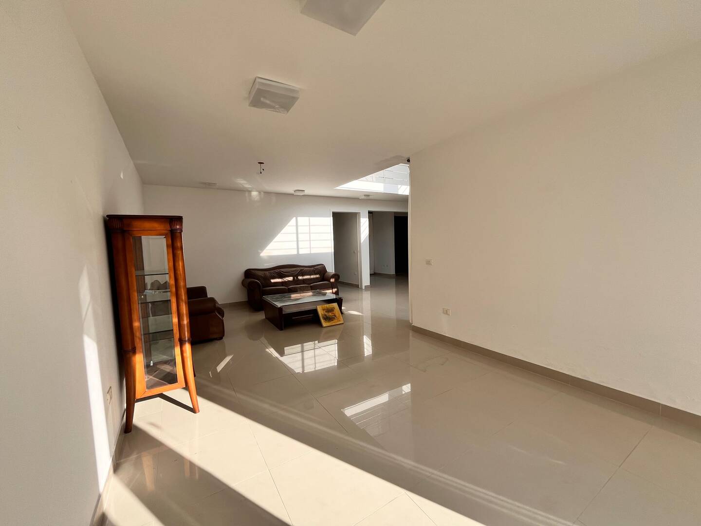 Casa à venda com 3 quartos, 220m² - Foto 9