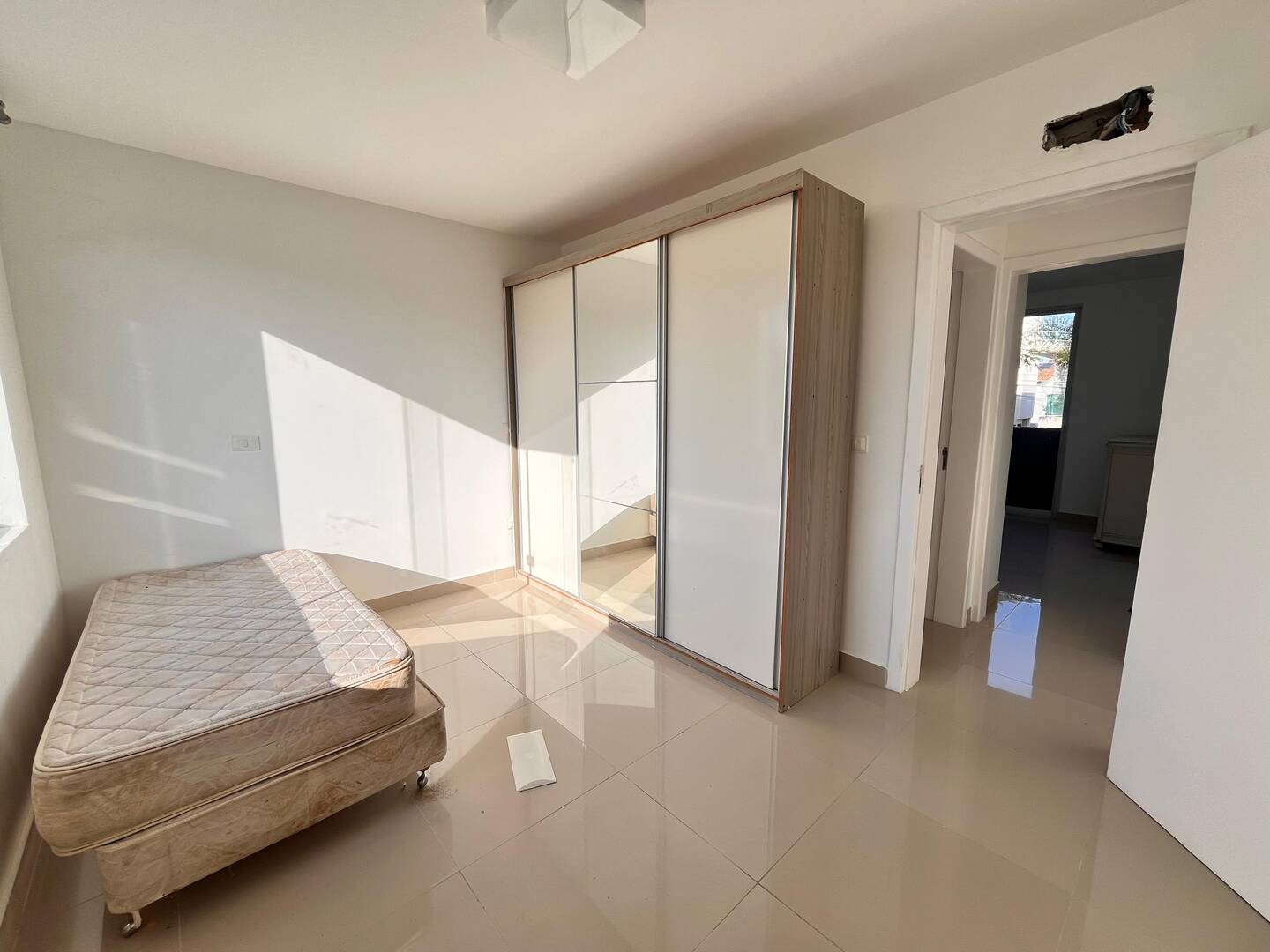 Casa à venda com 3 quartos, 220m² - Foto 27