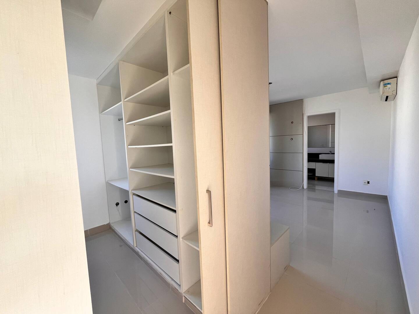 Casa à venda com 3 quartos, 220m² - Foto 20