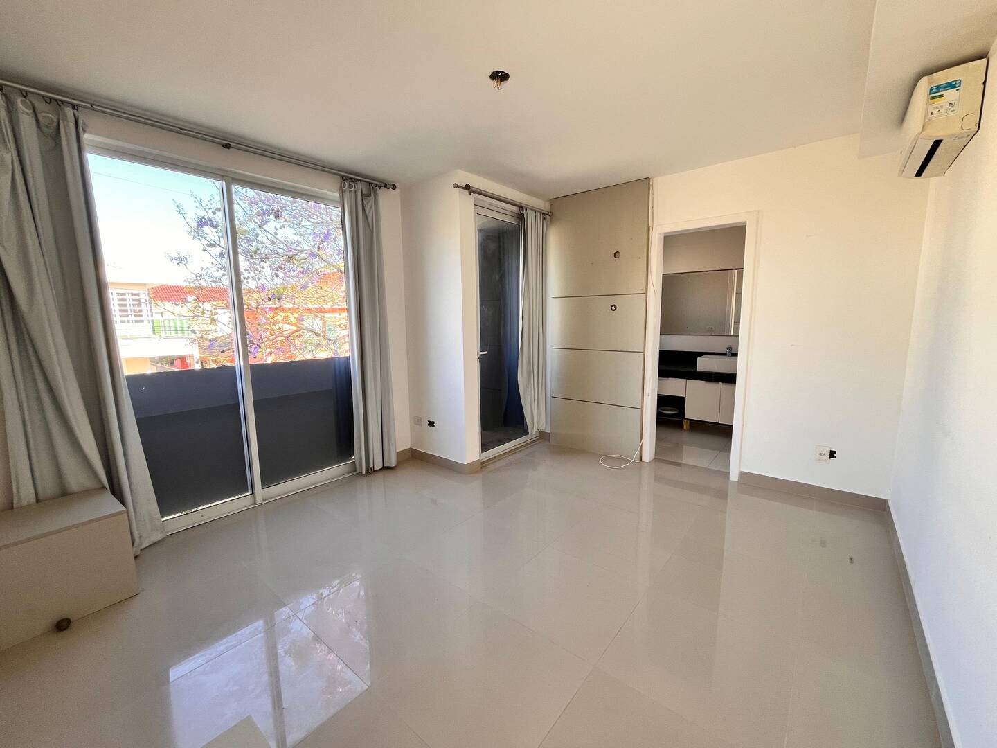 Casa à venda com 3 quartos, 220m² - Foto 23