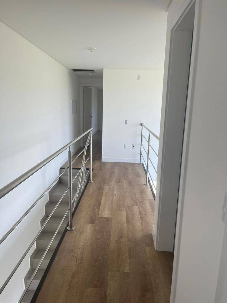 Casa à venda com 3 quartos, 150m² - Foto 8