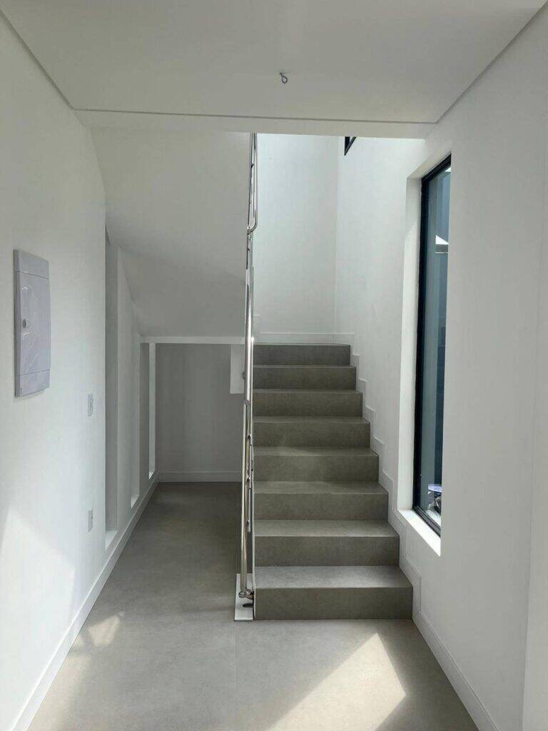 Casa à venda com 3 quartos, 157m² - Foto 5