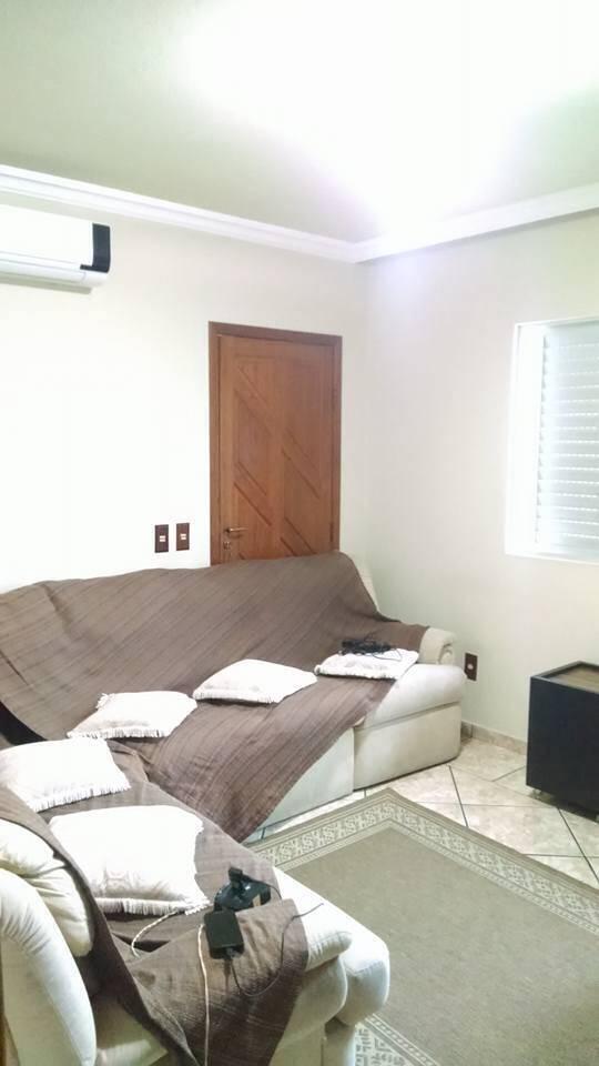 Casa à venda com 3 quartos, 180m² - Foto 11