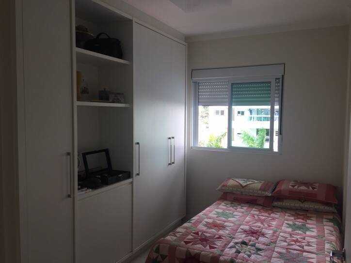 Apartamento à venda com 2 quartos, 75m² - Foto 14