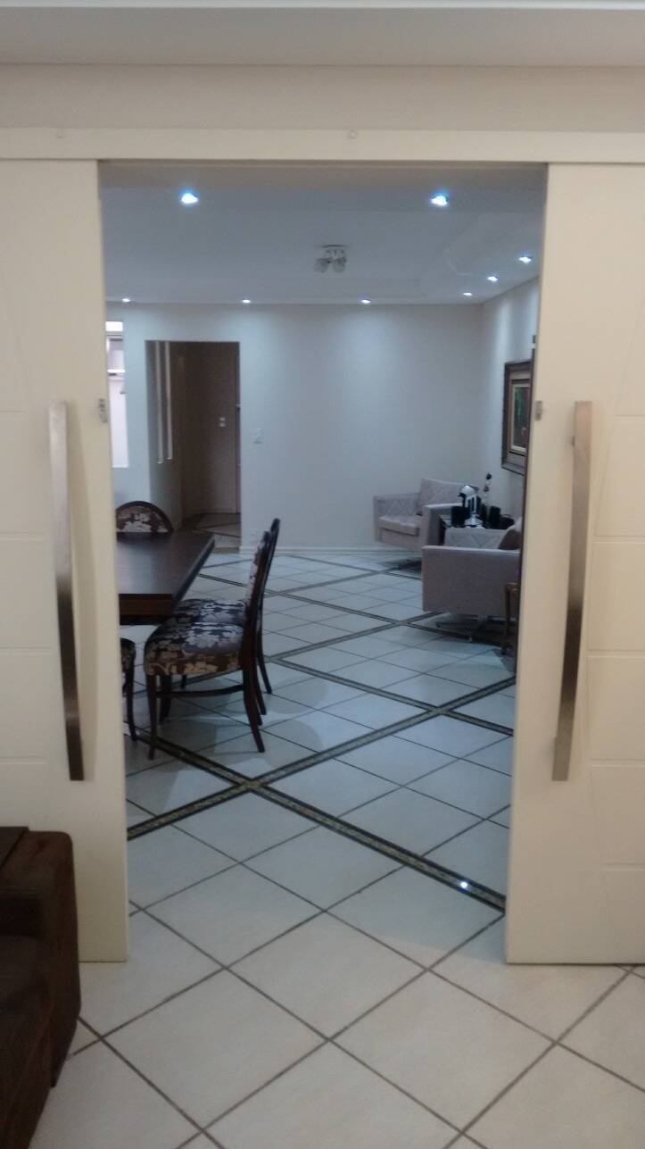 Apartamento à venda com 5 quartos, 273m² - Foto 3