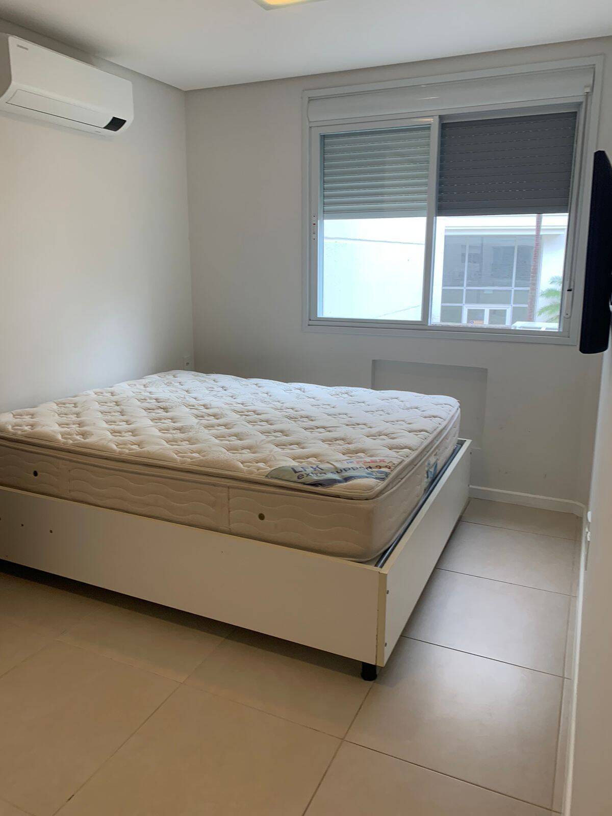 Apartamento para alugar com 2 quartos, 84m² - Foto 34