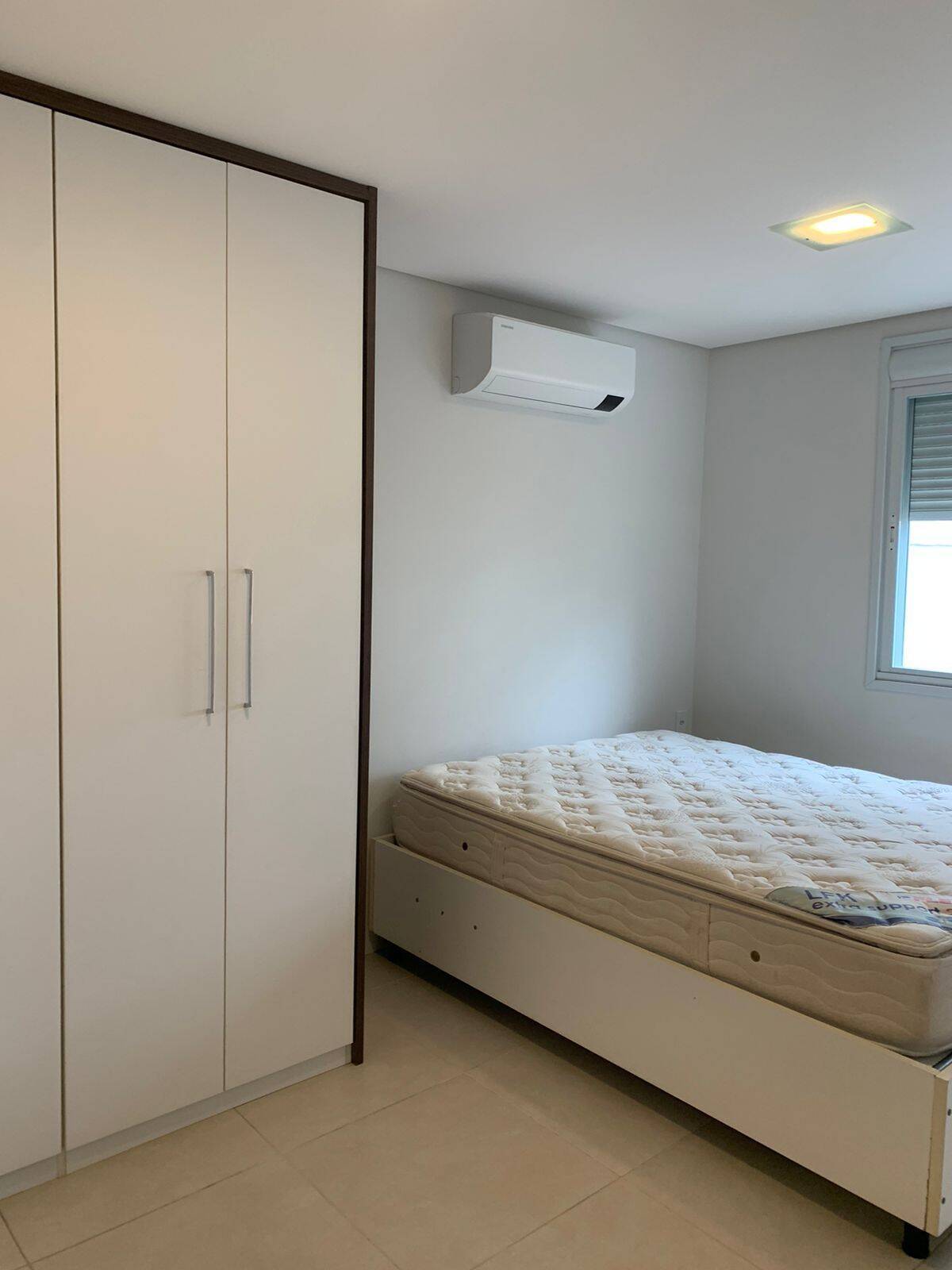 Apartamento para alugar com 2 quartos, 84m² - Foto 42