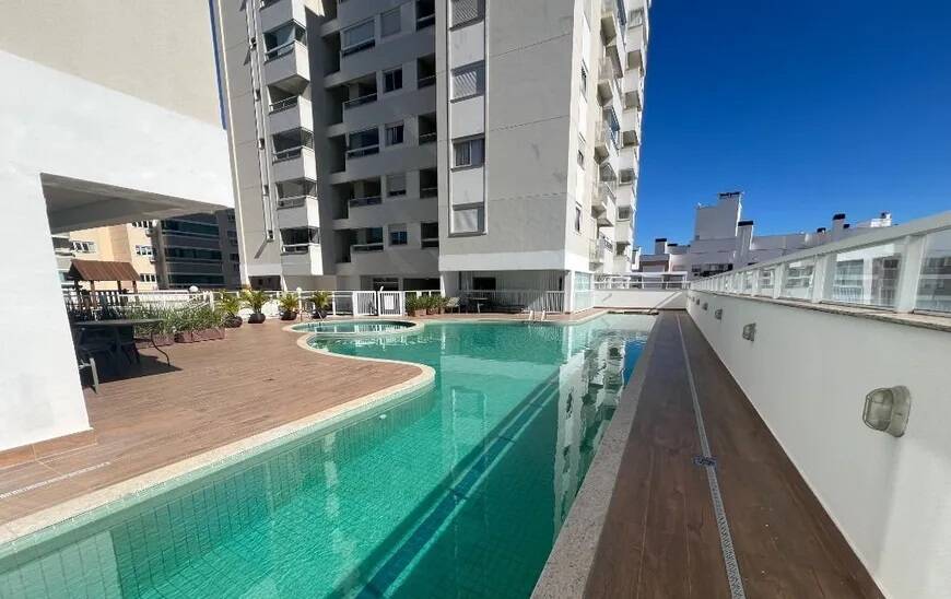 Apartamento à venda com 2 quartos, 68m² - Foto 55