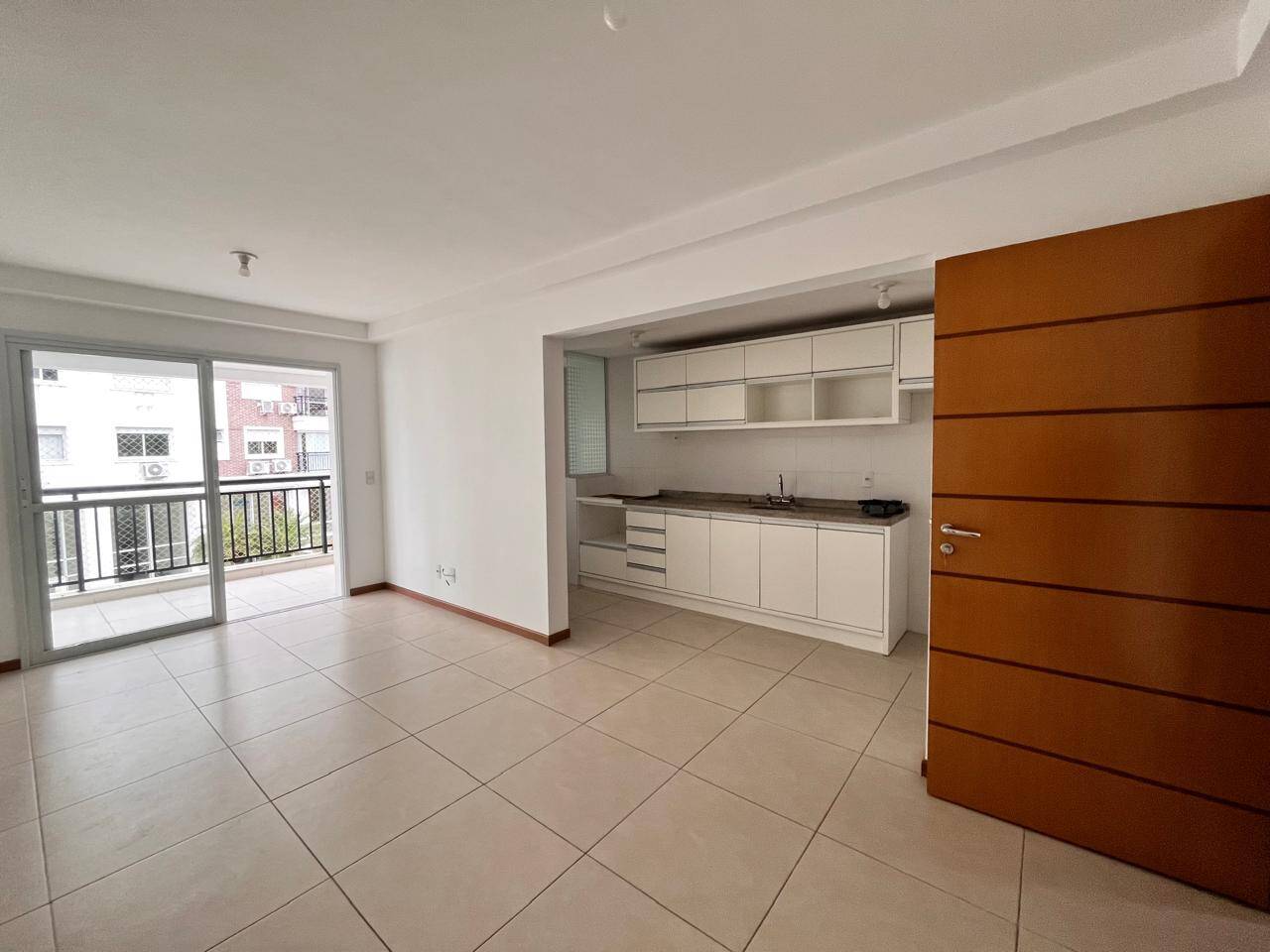 Apartamento à venda com 2 quartos, 80m² - Foto 49